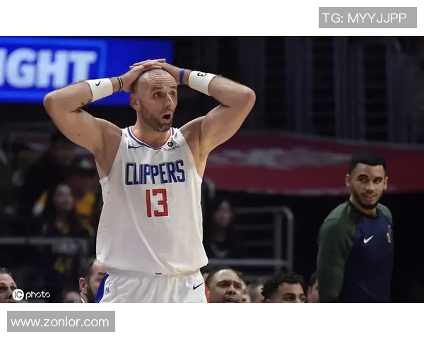 索布诺维奇感谢球迷支持，展现真挚爱意