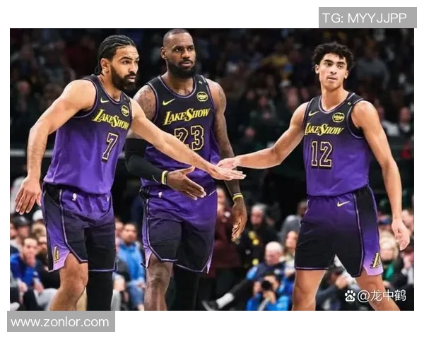 卡昂主场迎战图尔兹争夺法乙联赛关键三分的激烈对决